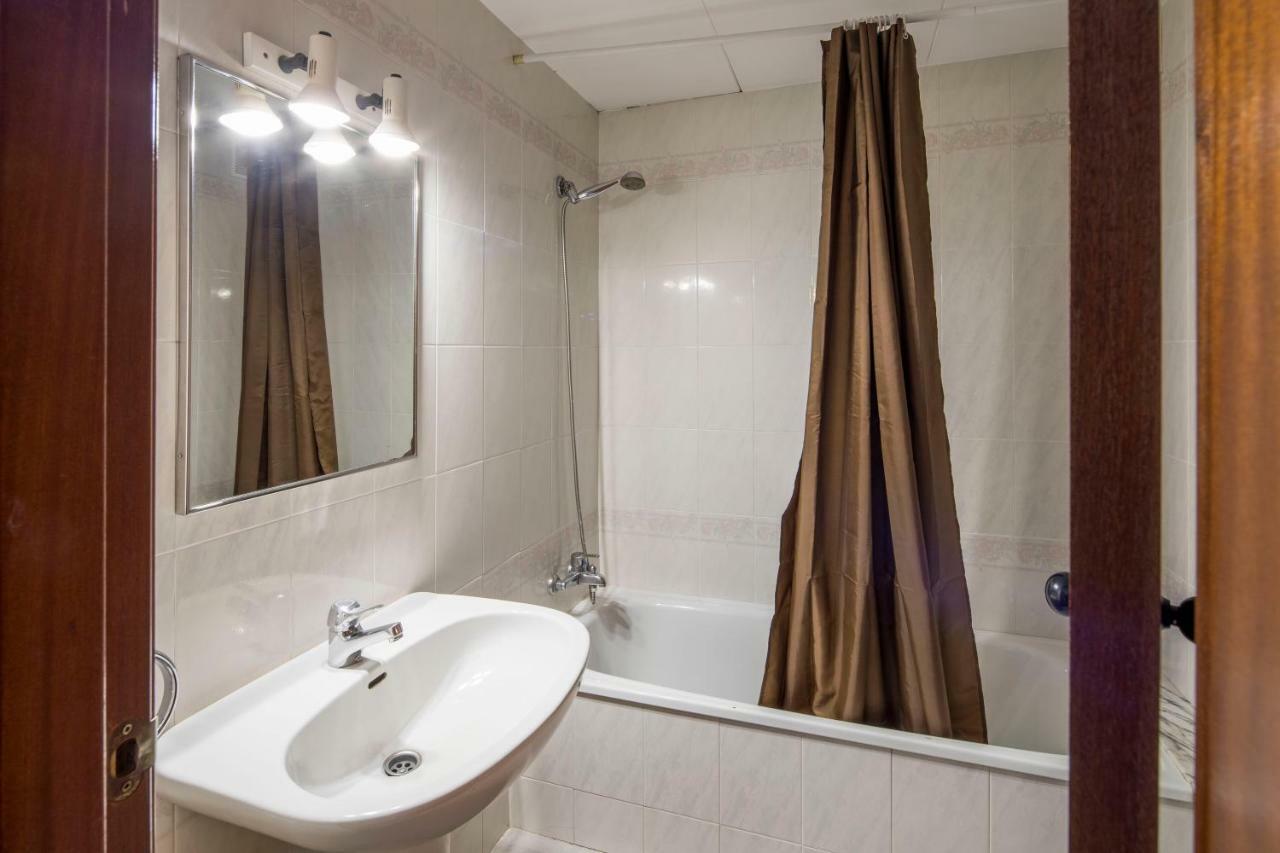 Apartamento Castell De Perelada Διαμέρισμα Χιρόνα Εξωτερικό φωτογραφία